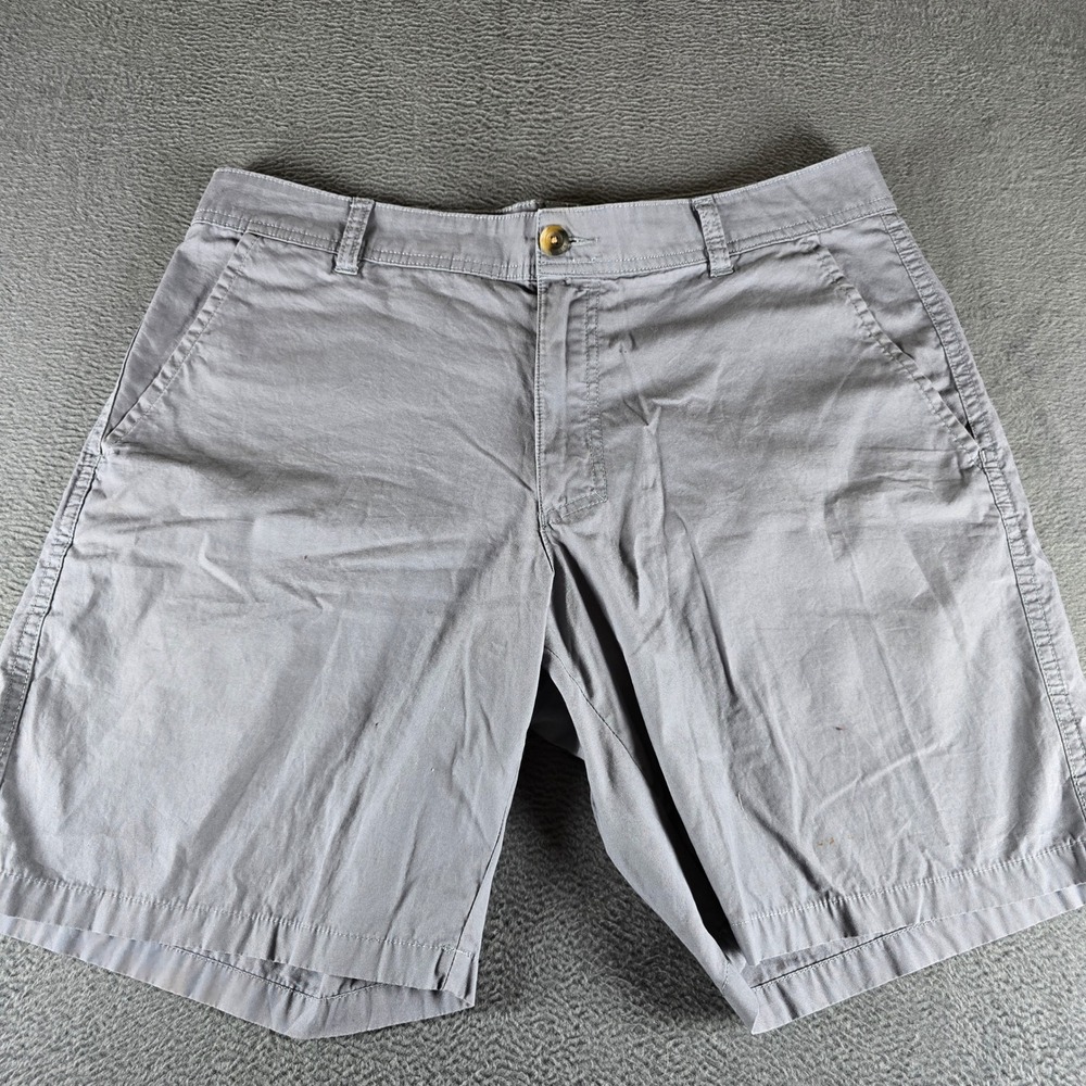 Columbia Mens Grey Chino Shorts Size 32W 8L Outdoor Casual Hiking Everyday